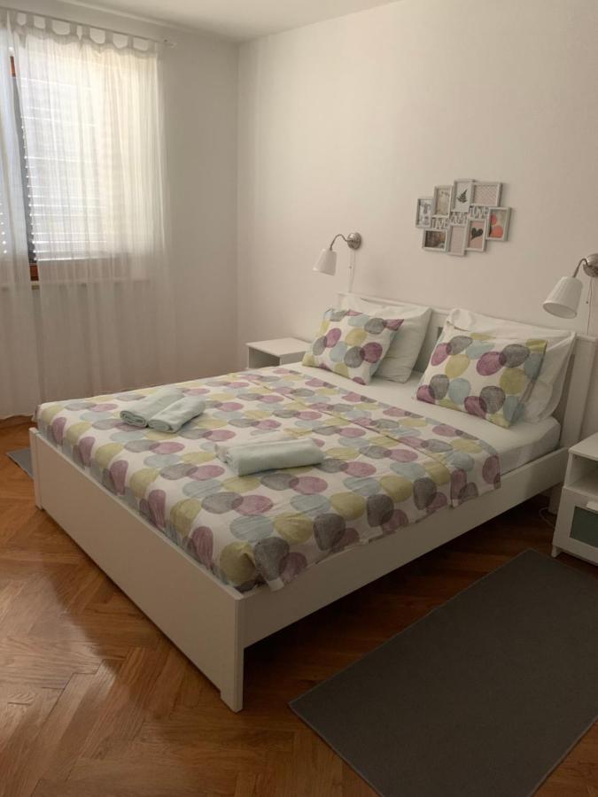Apartments Toni-マリンスカ エクステリア 写真